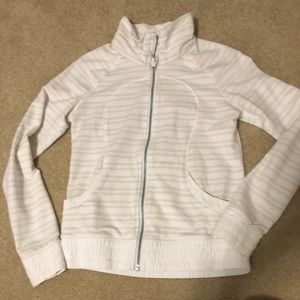 Lululemon long sleeve zip up
